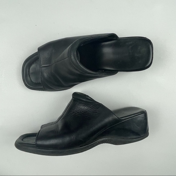 ECCO All Black Open Toe Comfort Sandal Size 4.5 - Picture 1 of 10
